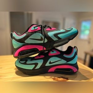 Like New-New Nike Air Max 200 “South Beach” CU4900-